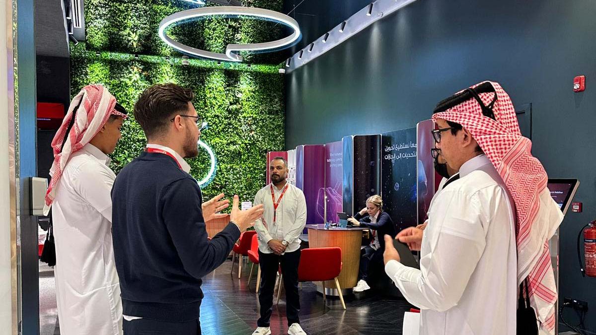 Vodafone Qatar Introduces ‘Learn Today, Lead Tomorrow’ Programme to Doha Academy Students